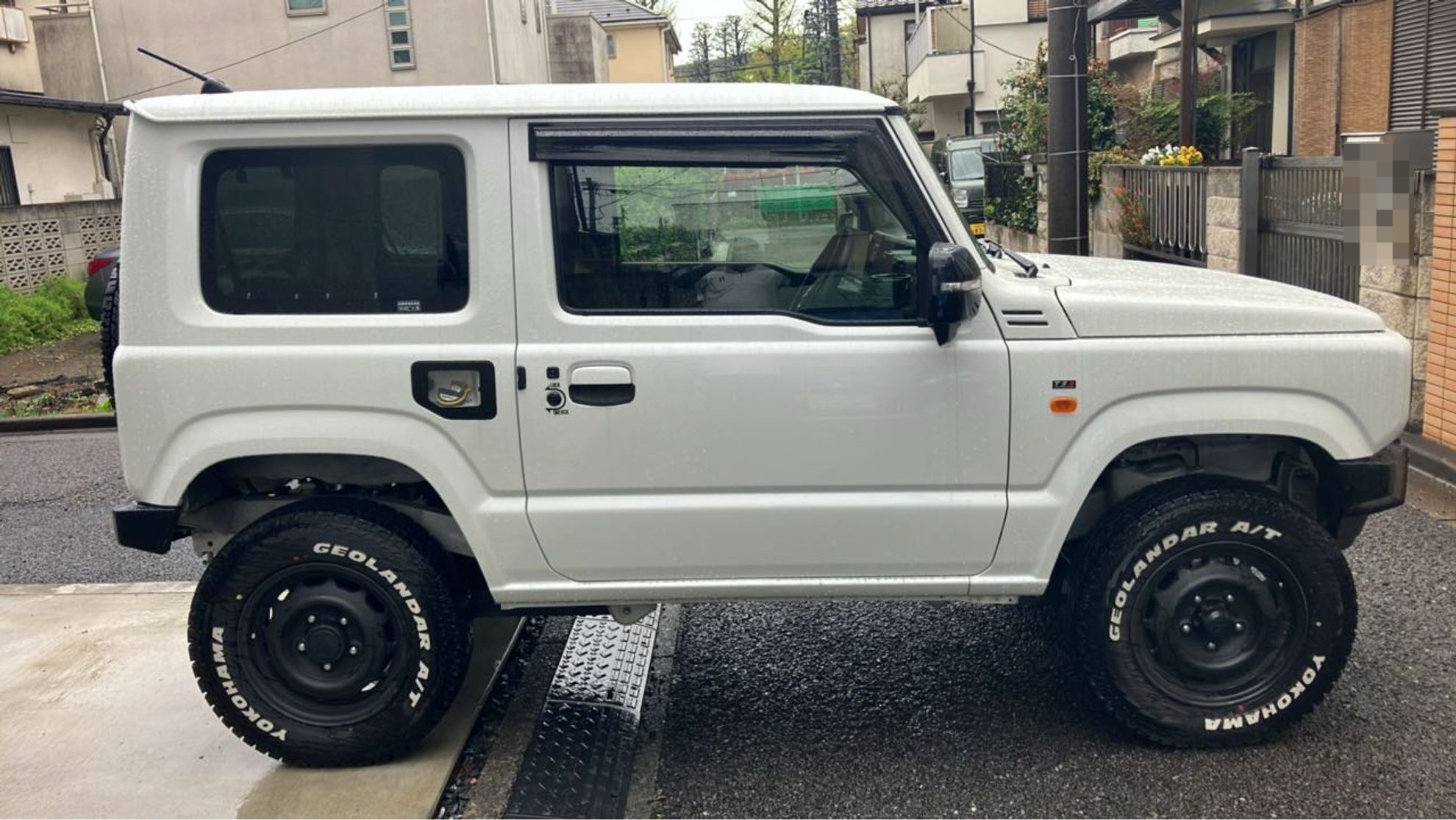 外装右