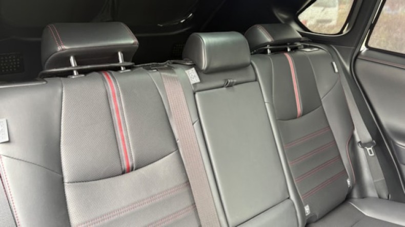 内装後方シート