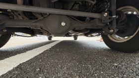 裏面足回り