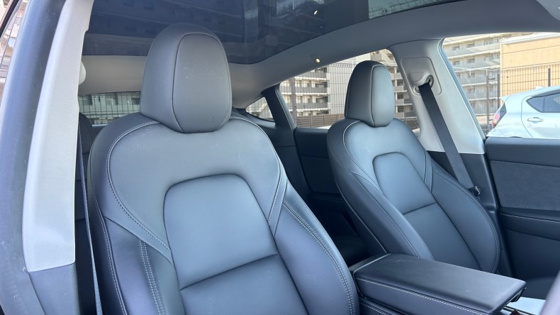 内装前方シート