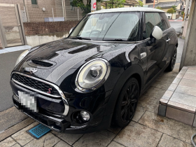 car_main_img