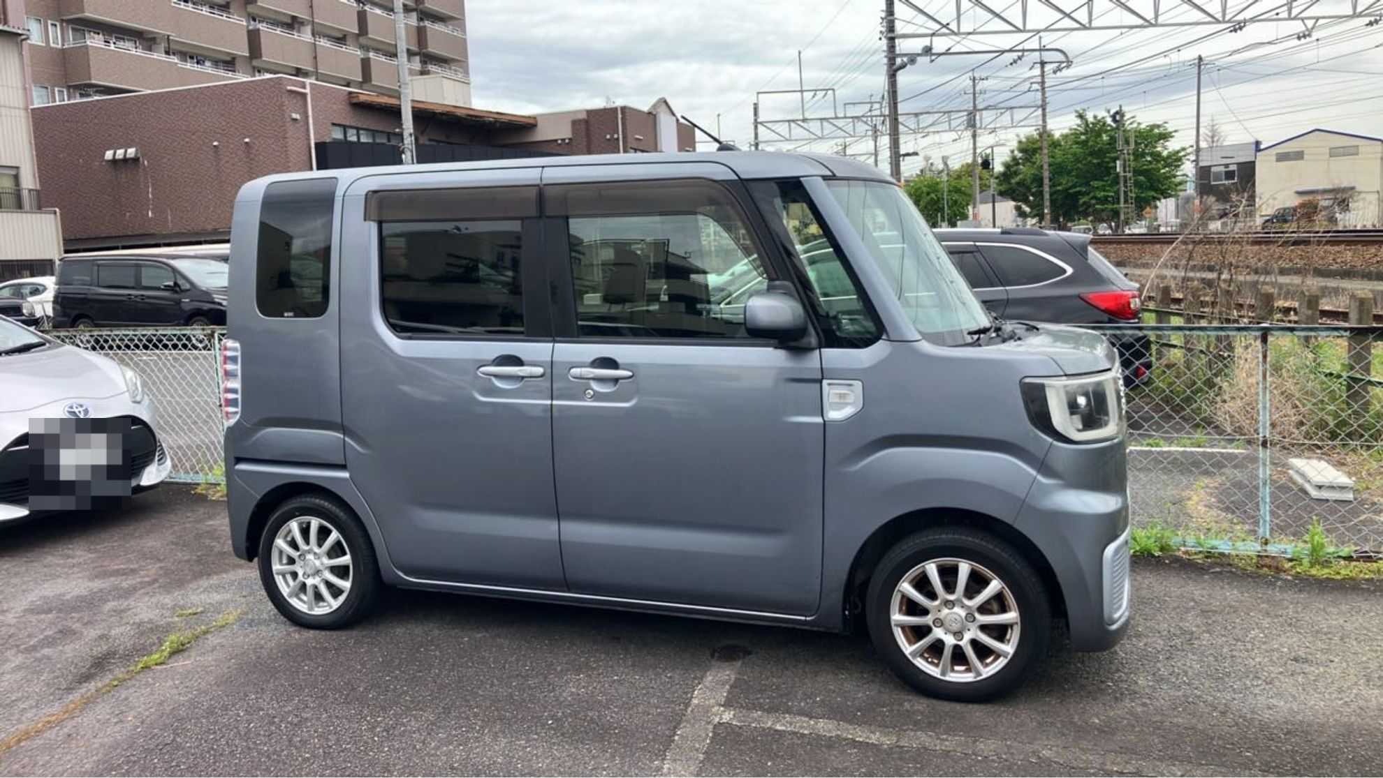 外装右
