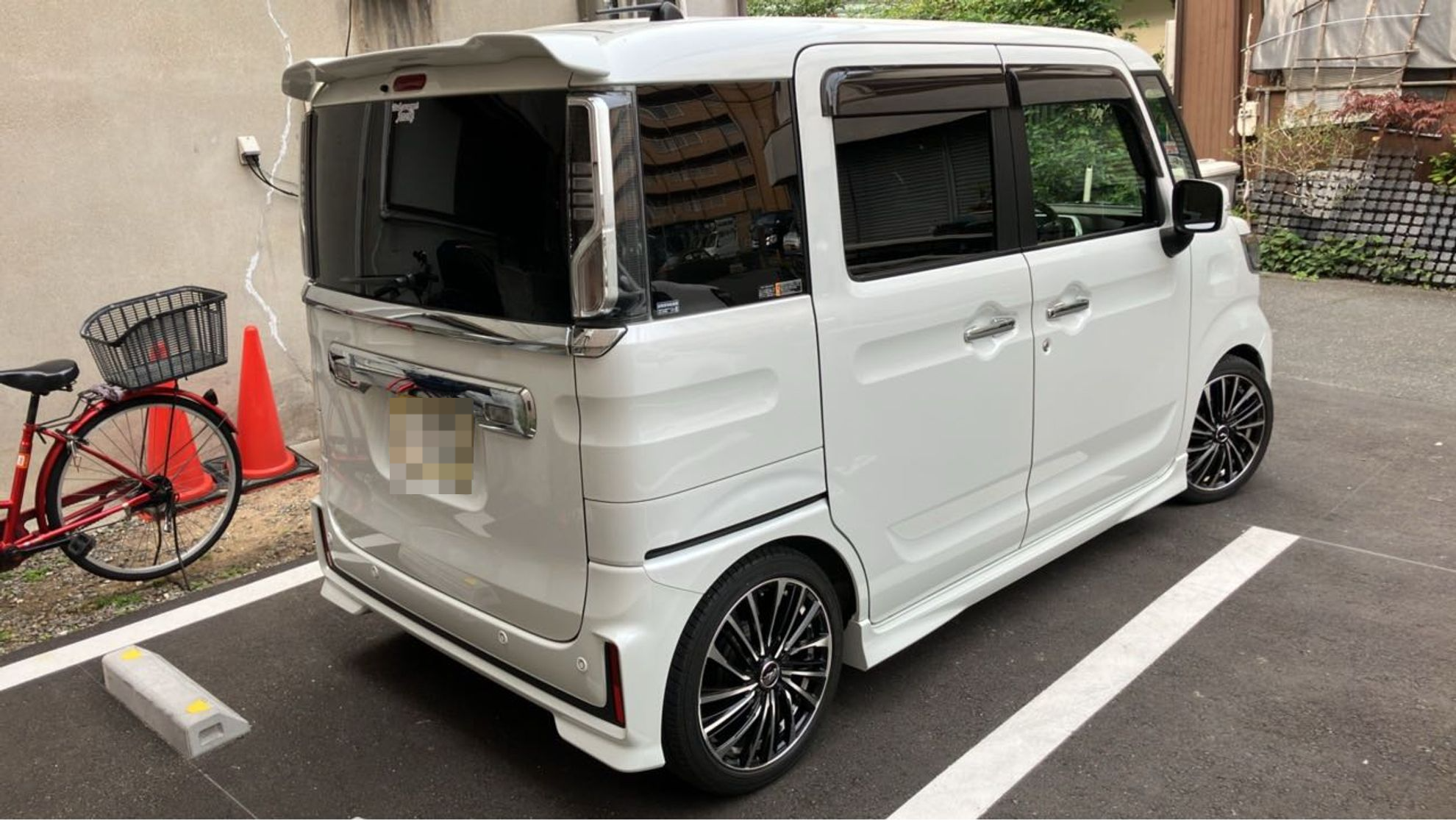 外装右後