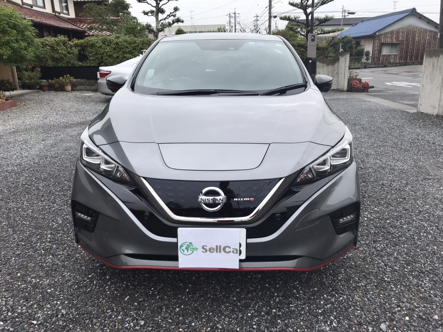外装前方