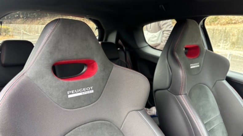 内装前方シート