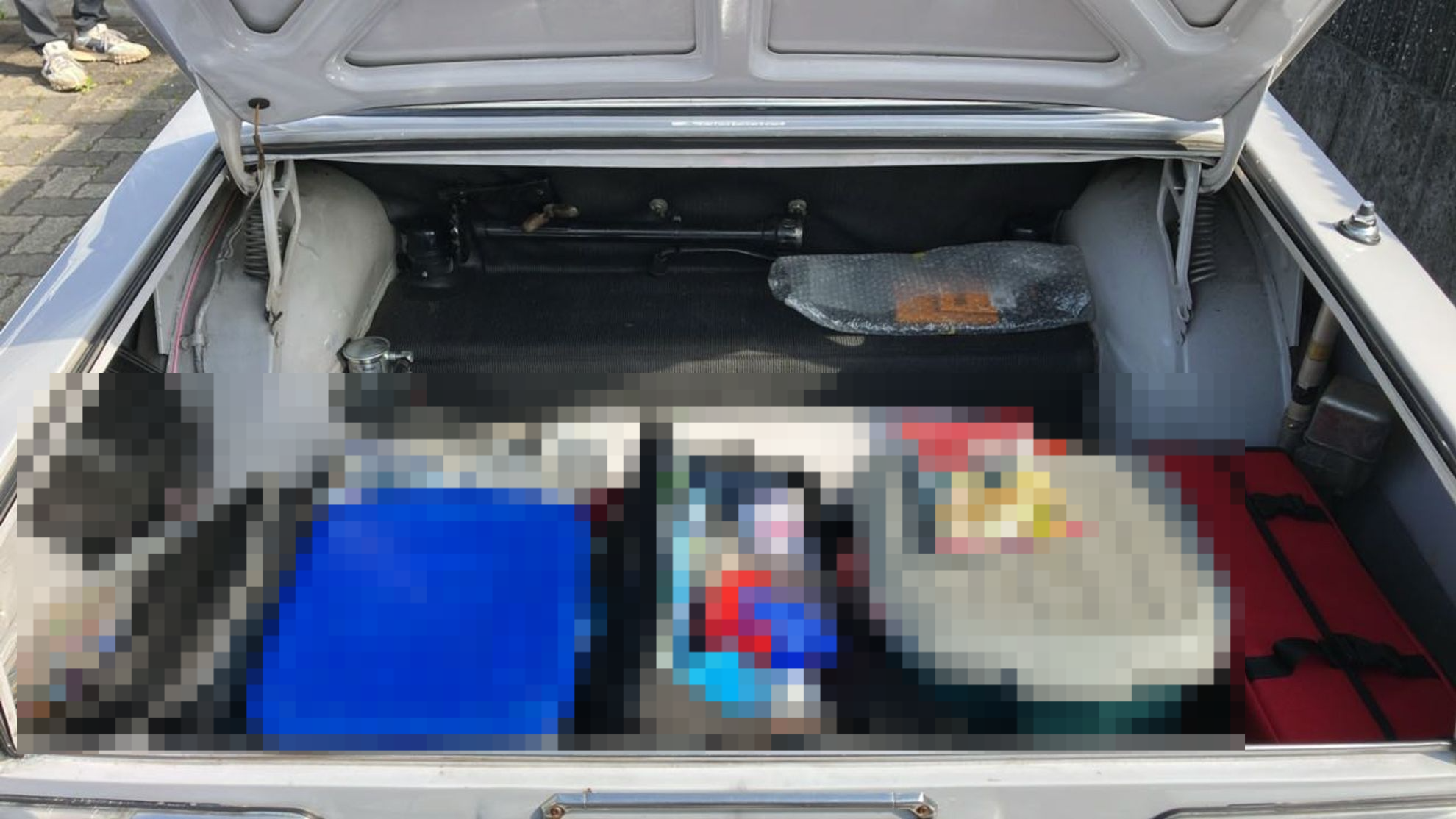 内装トランク