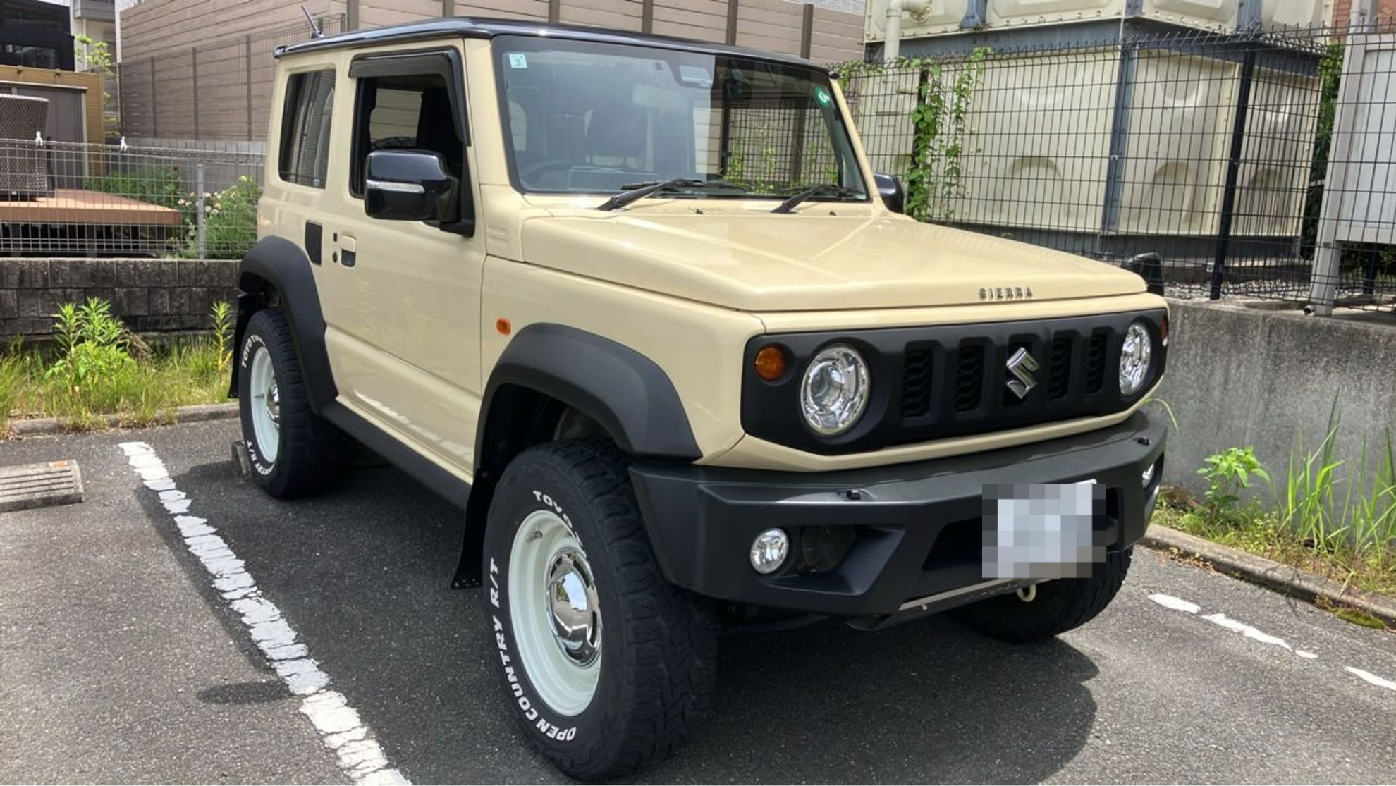 外装右前