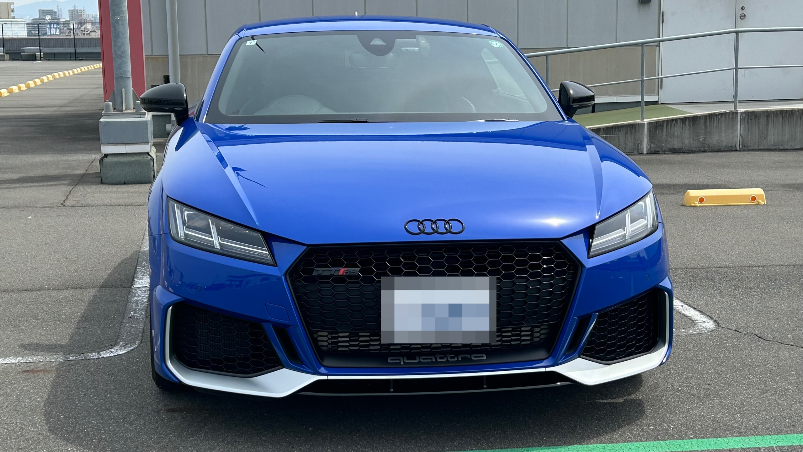 外装前方