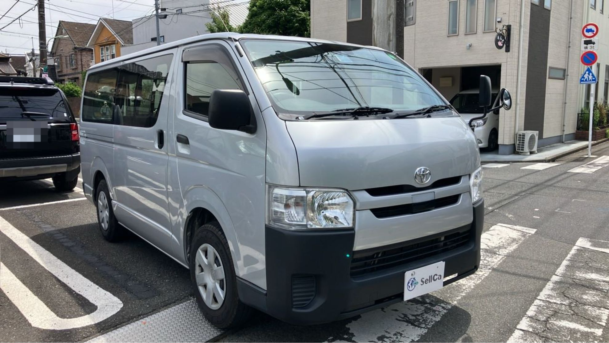外装右前