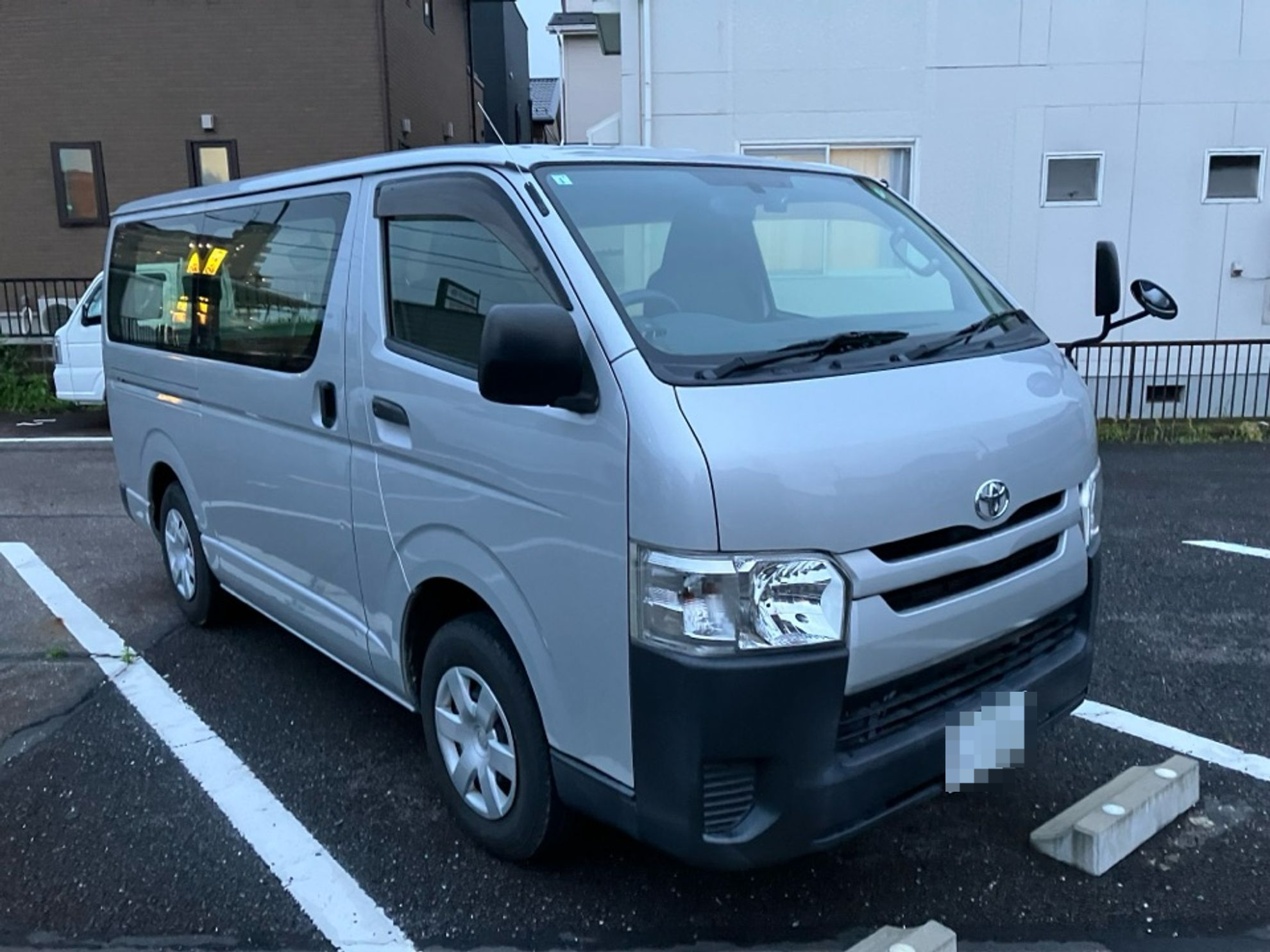 外装右前