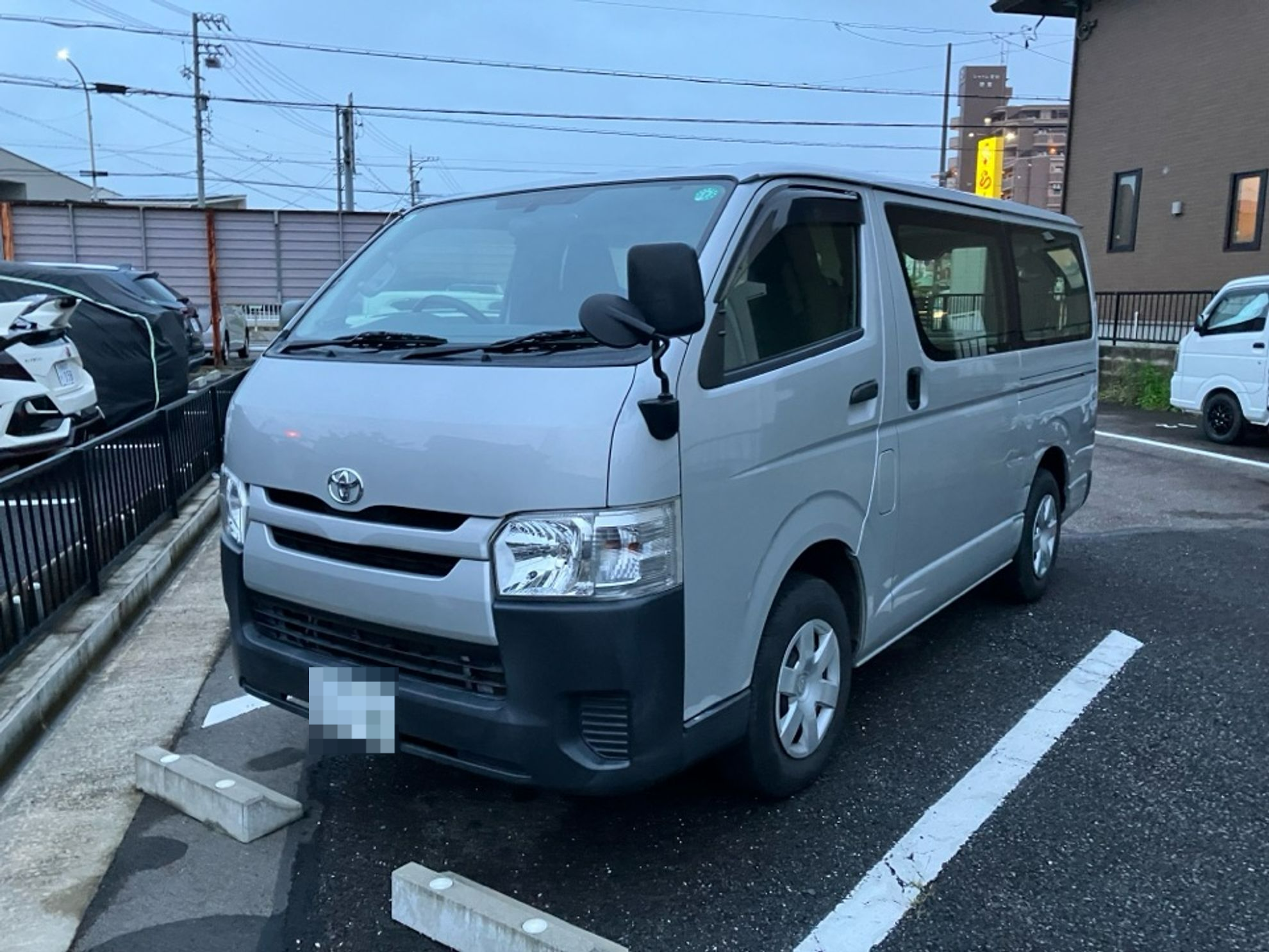 トヨタ ハイエースバンの売買実績画像