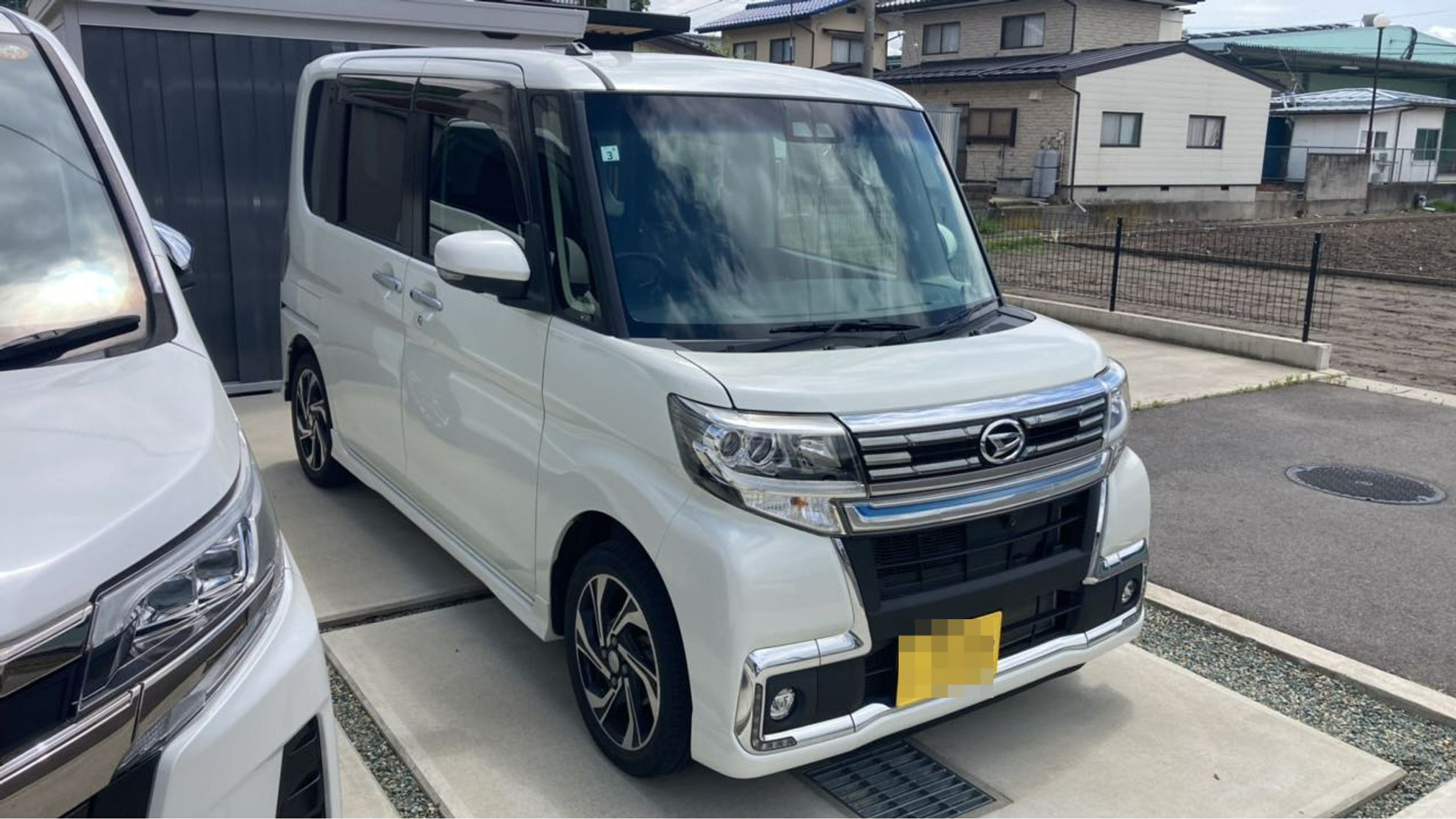 外装右前