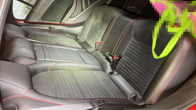 内装後方シート