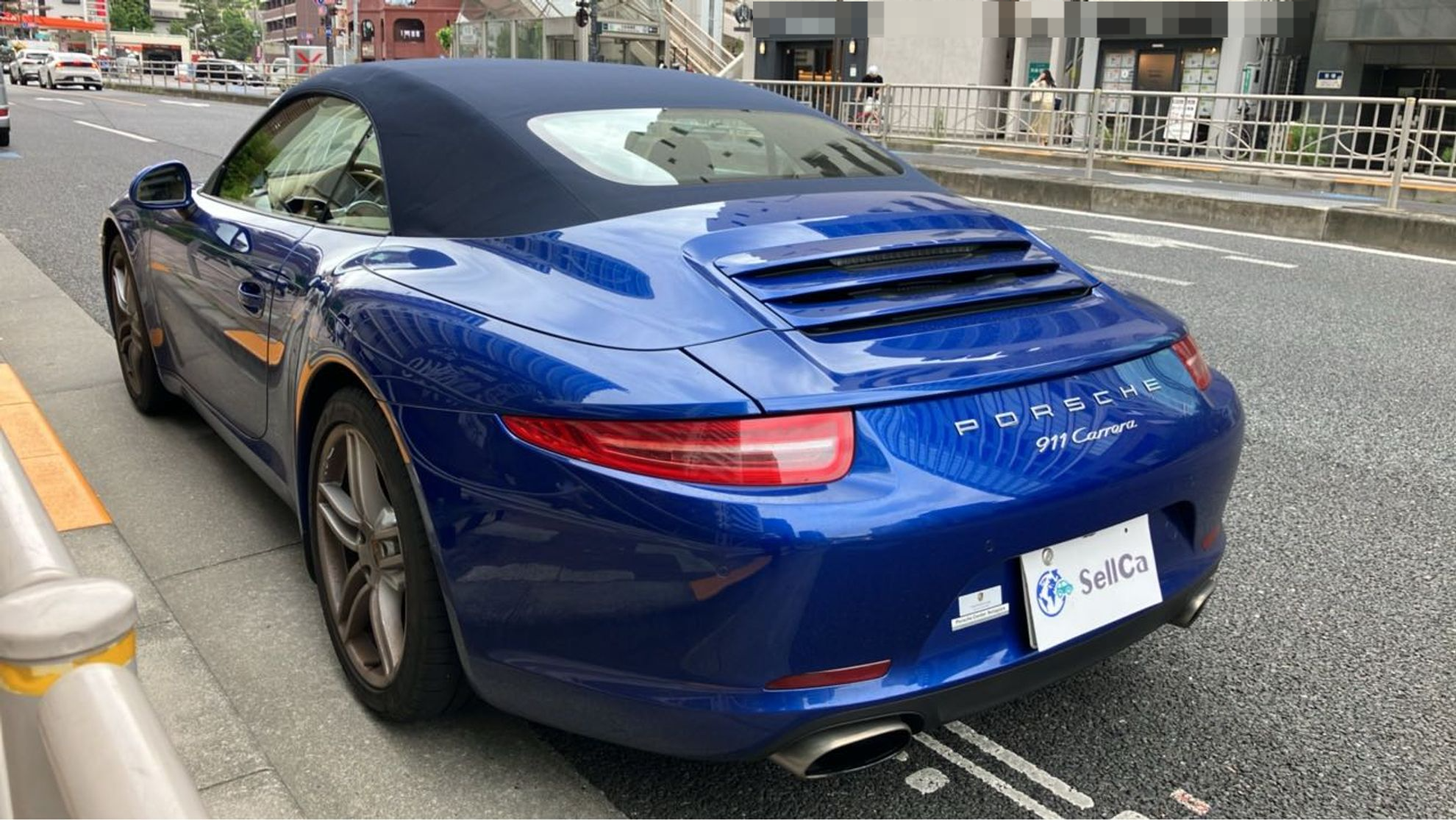 外装左後方