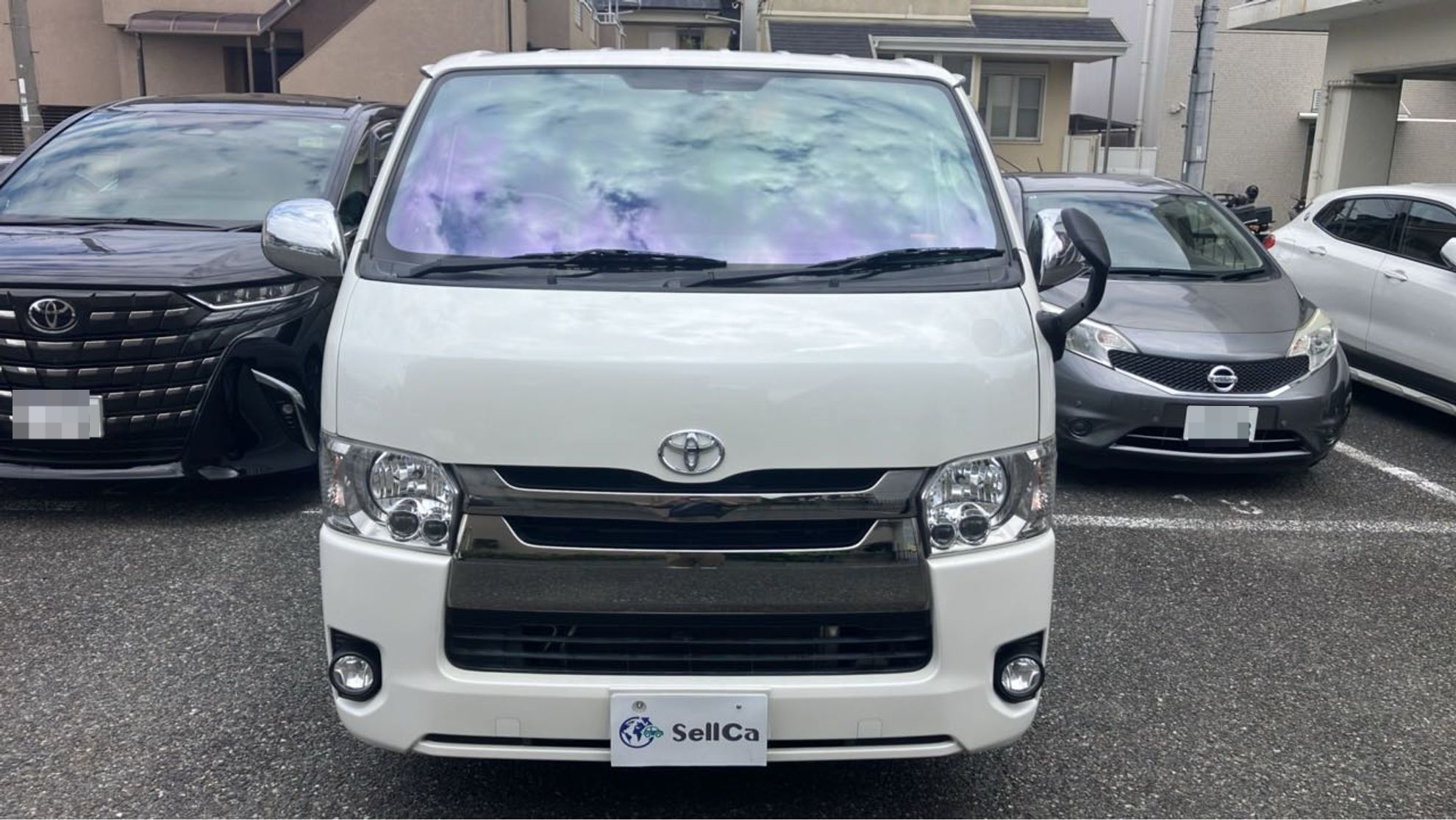 外装前方