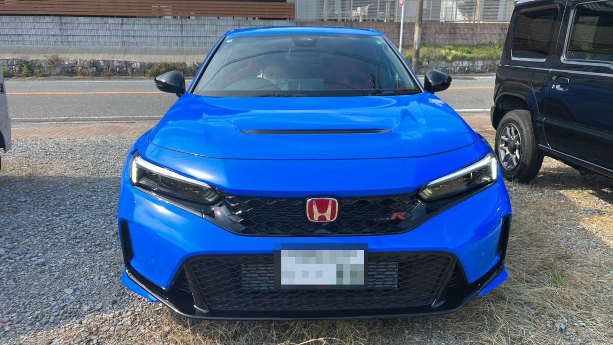 外装前方