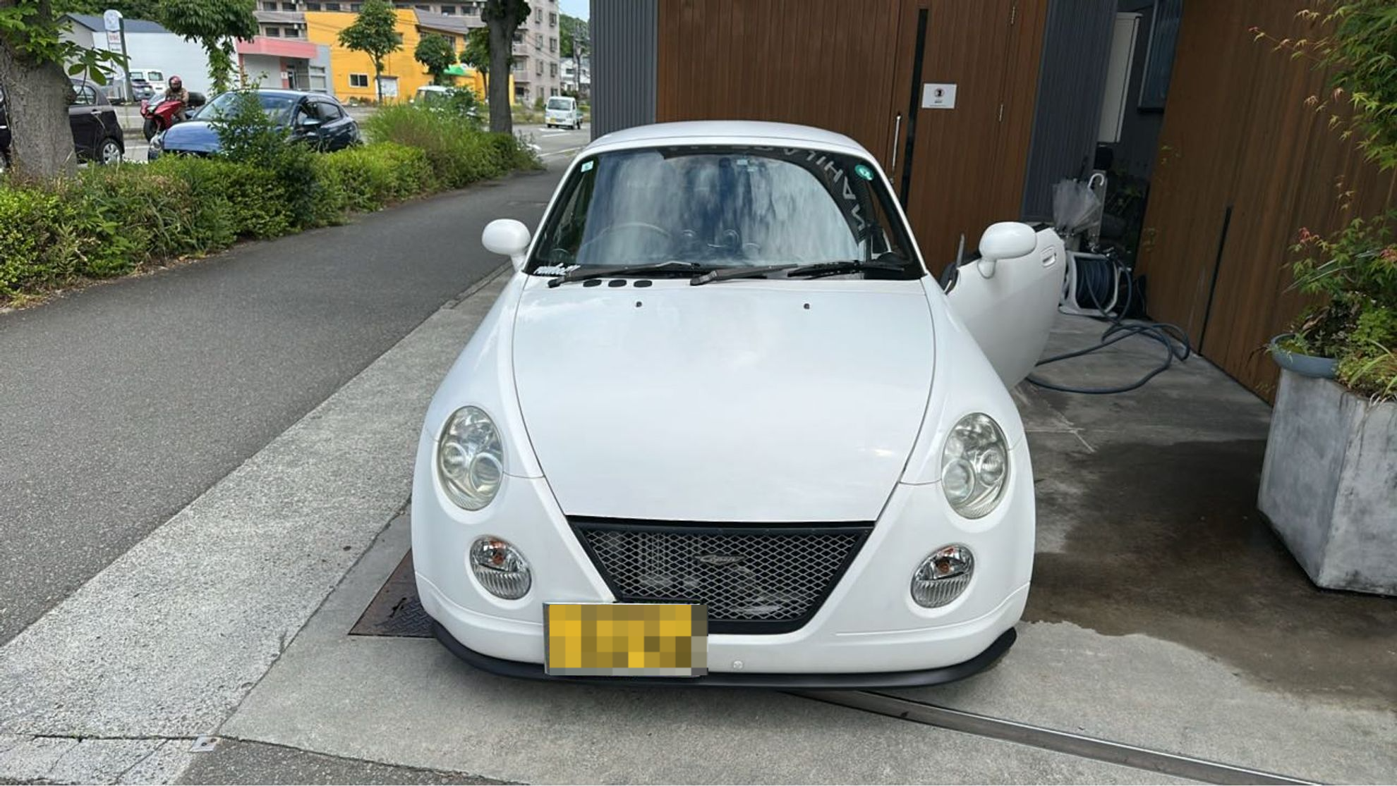外装前方