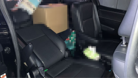 内装後方シート