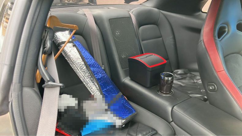 内装後方シート