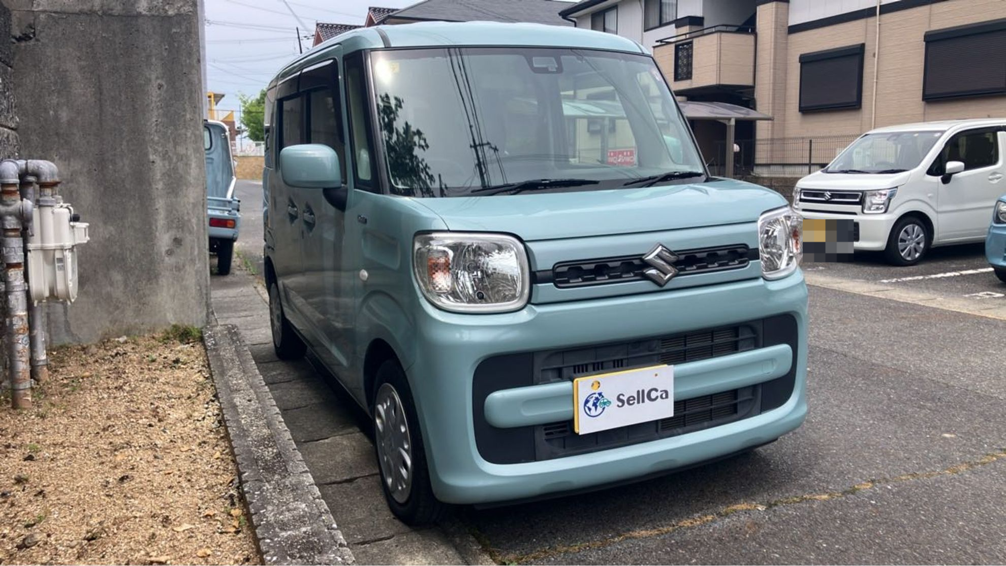 外装右前