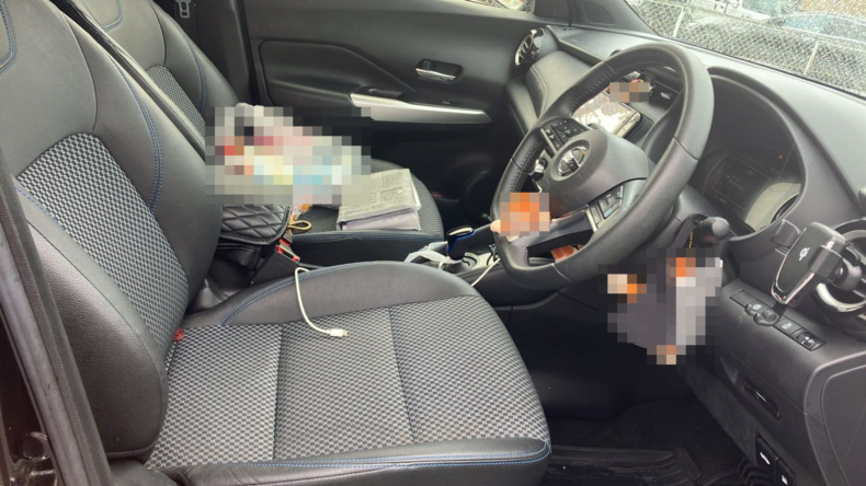 内装前方シート