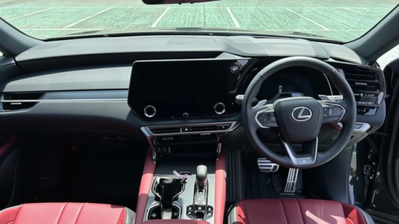 内装インパネ全体