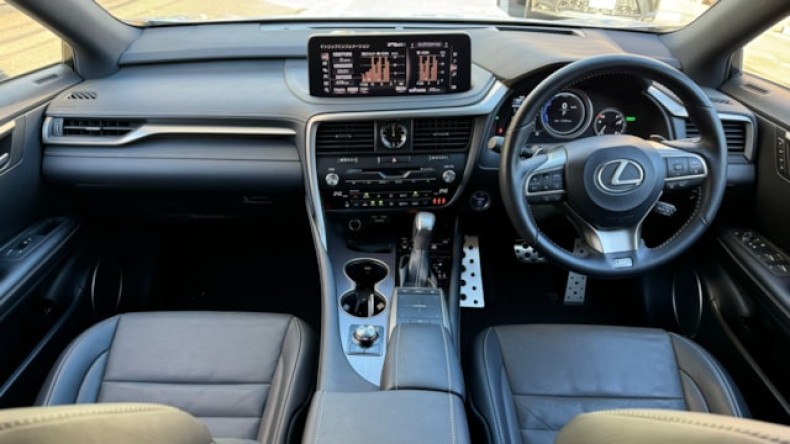 内装インパネ全体