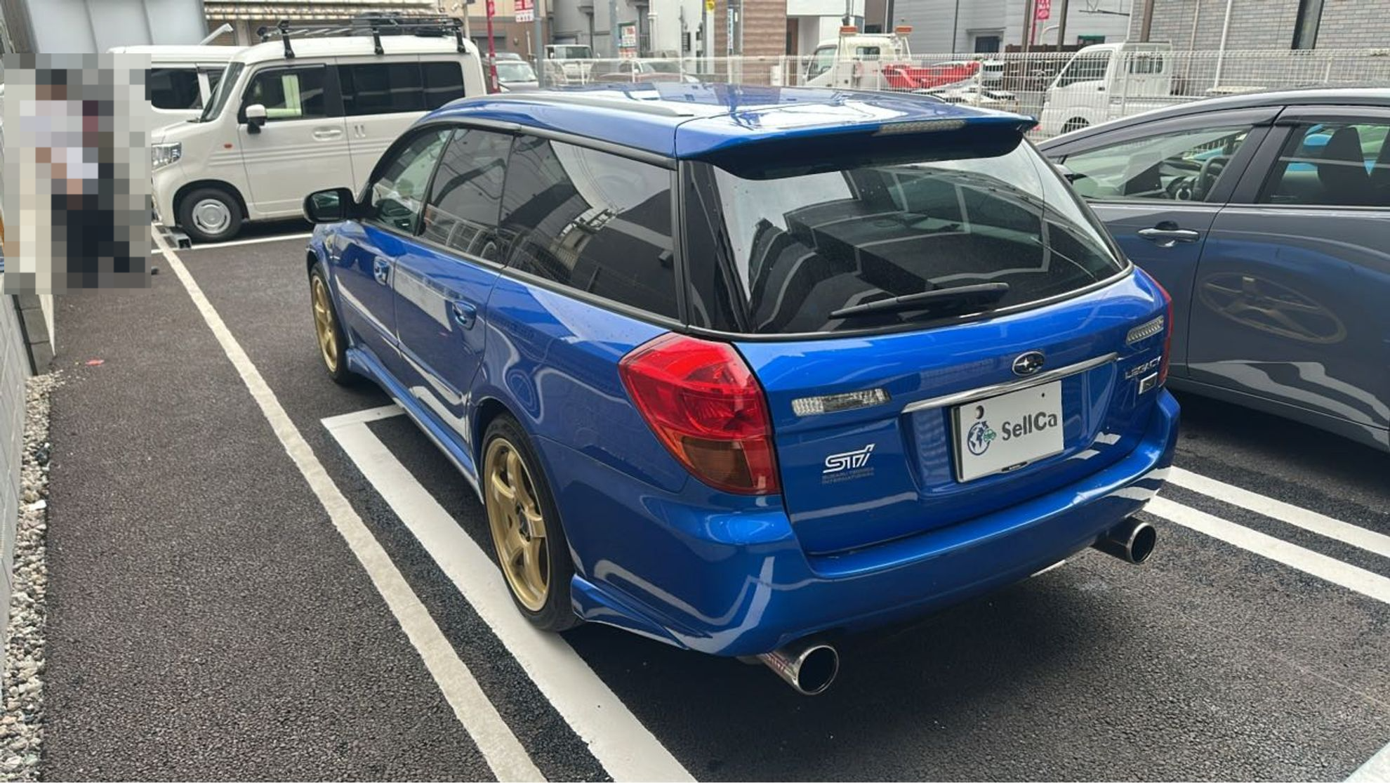 外装左後方