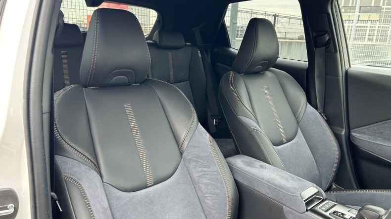 内装前方シート