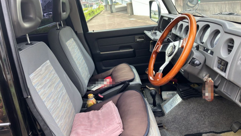 内装前方シート