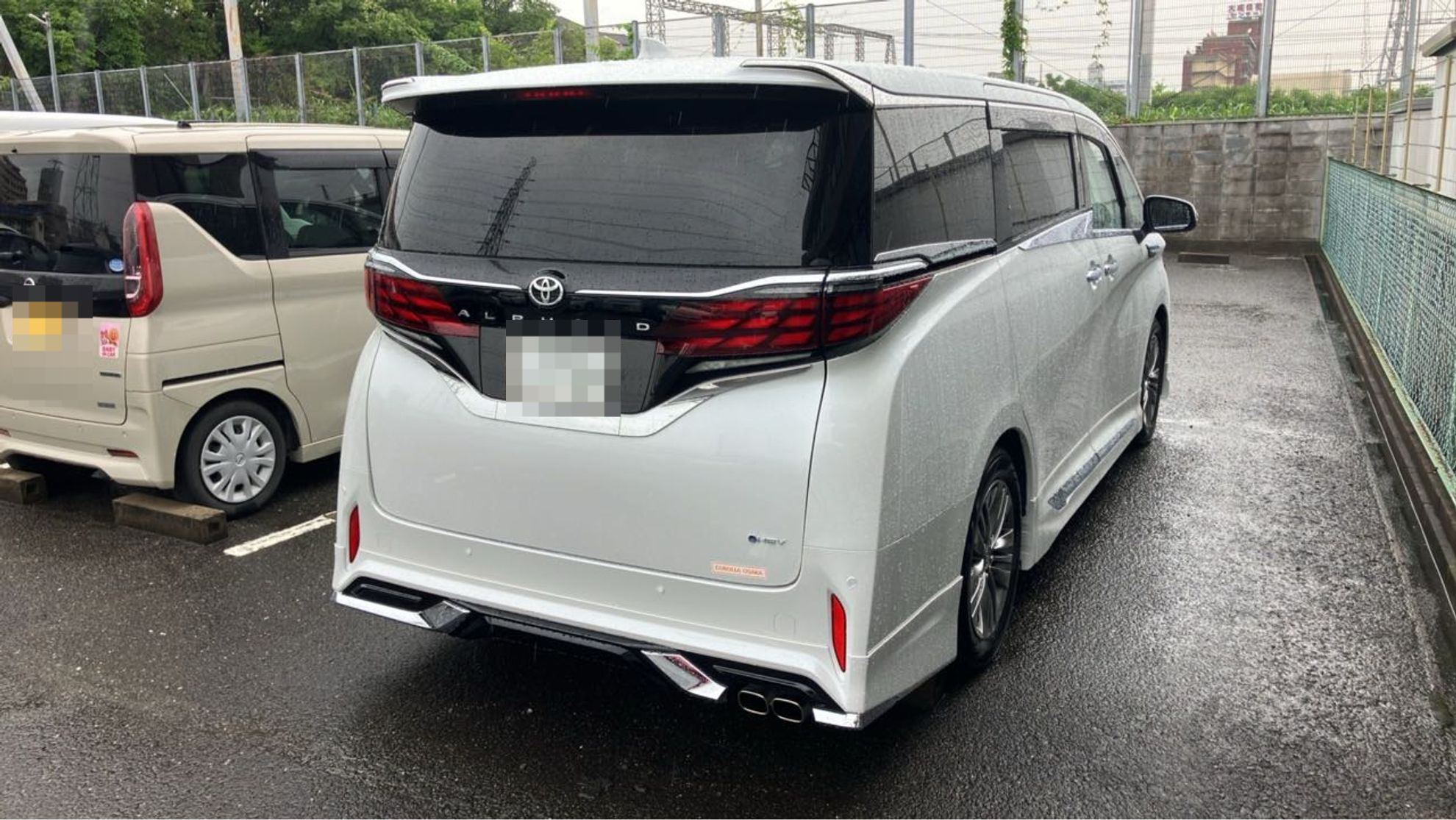 外装右後