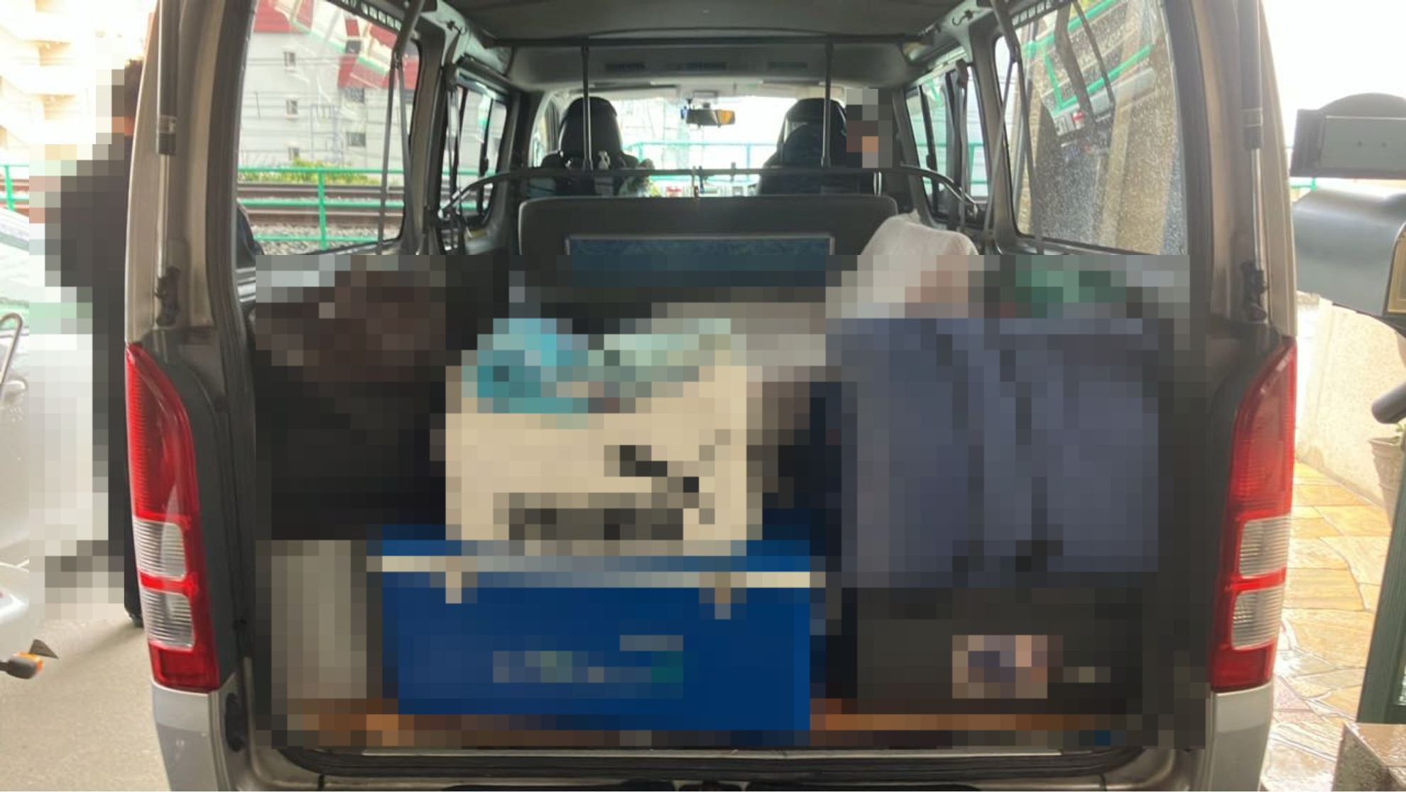 内装トランク