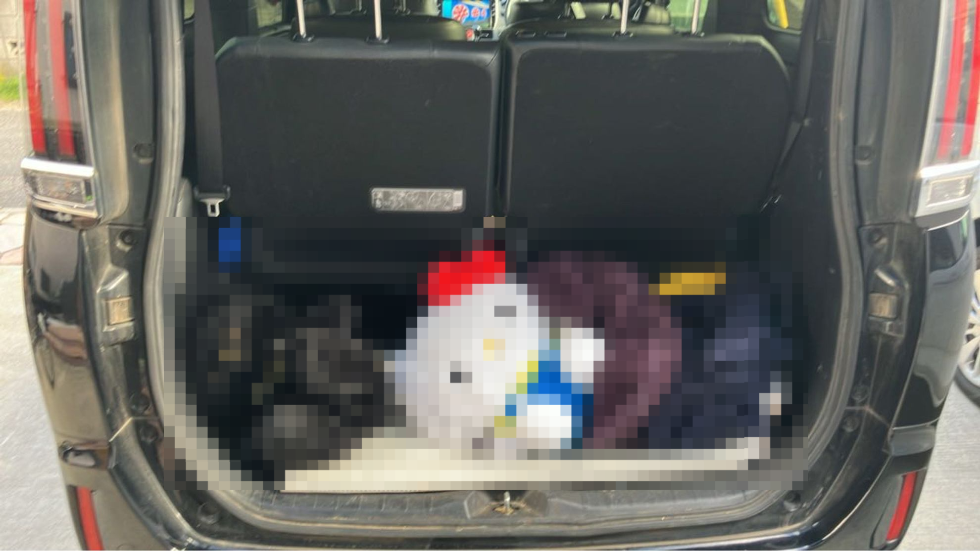 内装トランク