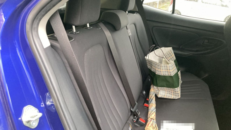 内装後方シート