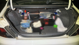 内装トランク