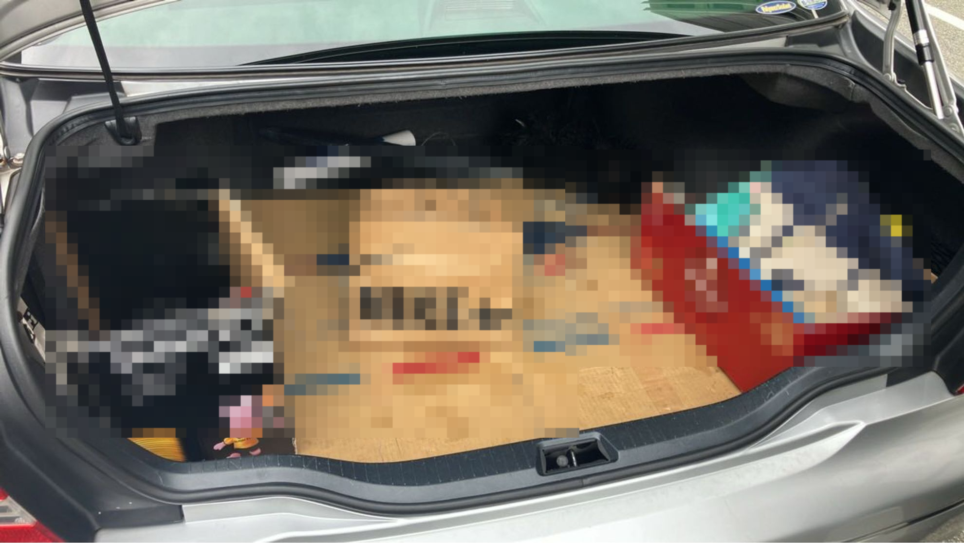 内装トランク