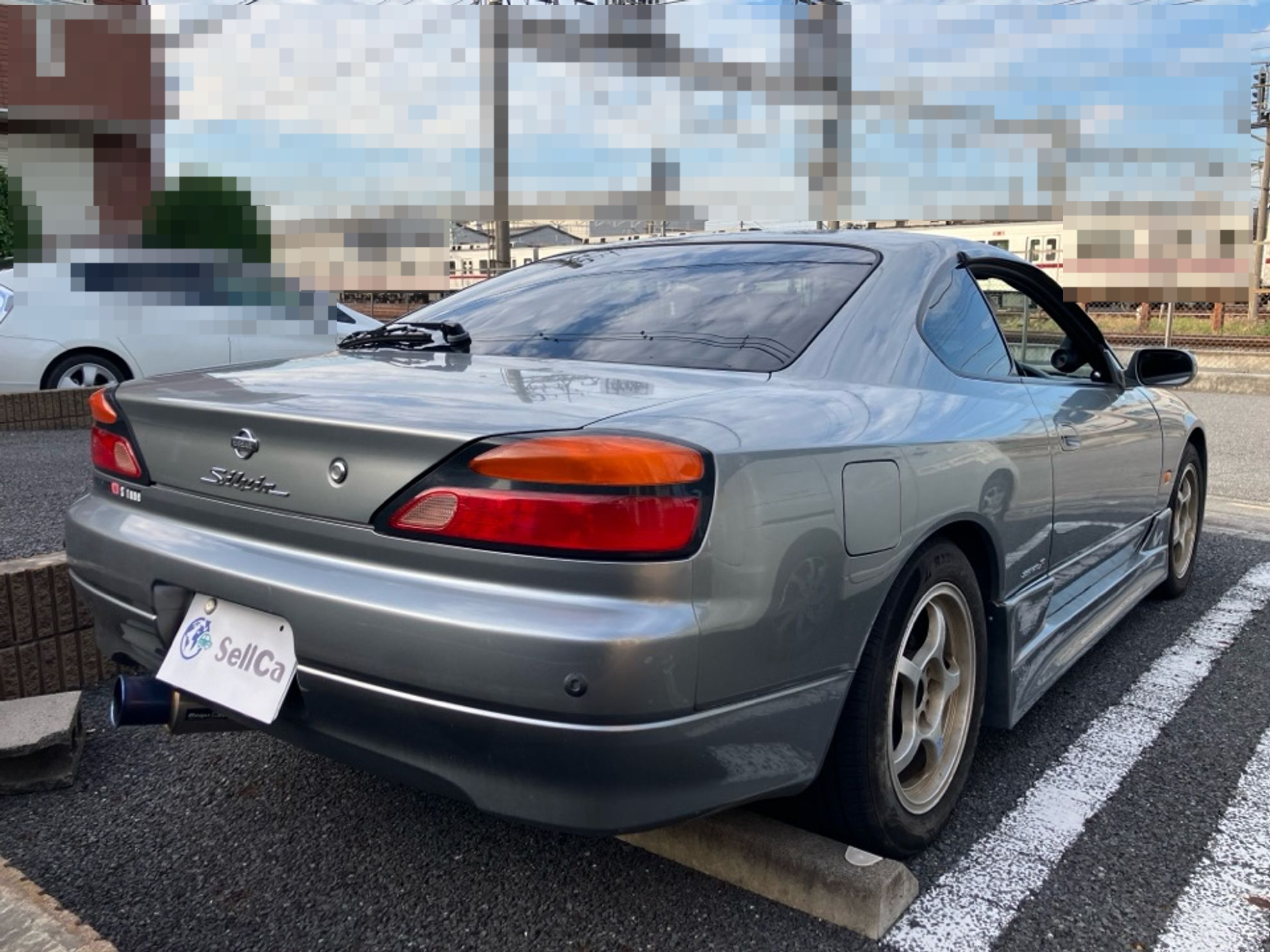 外装右後