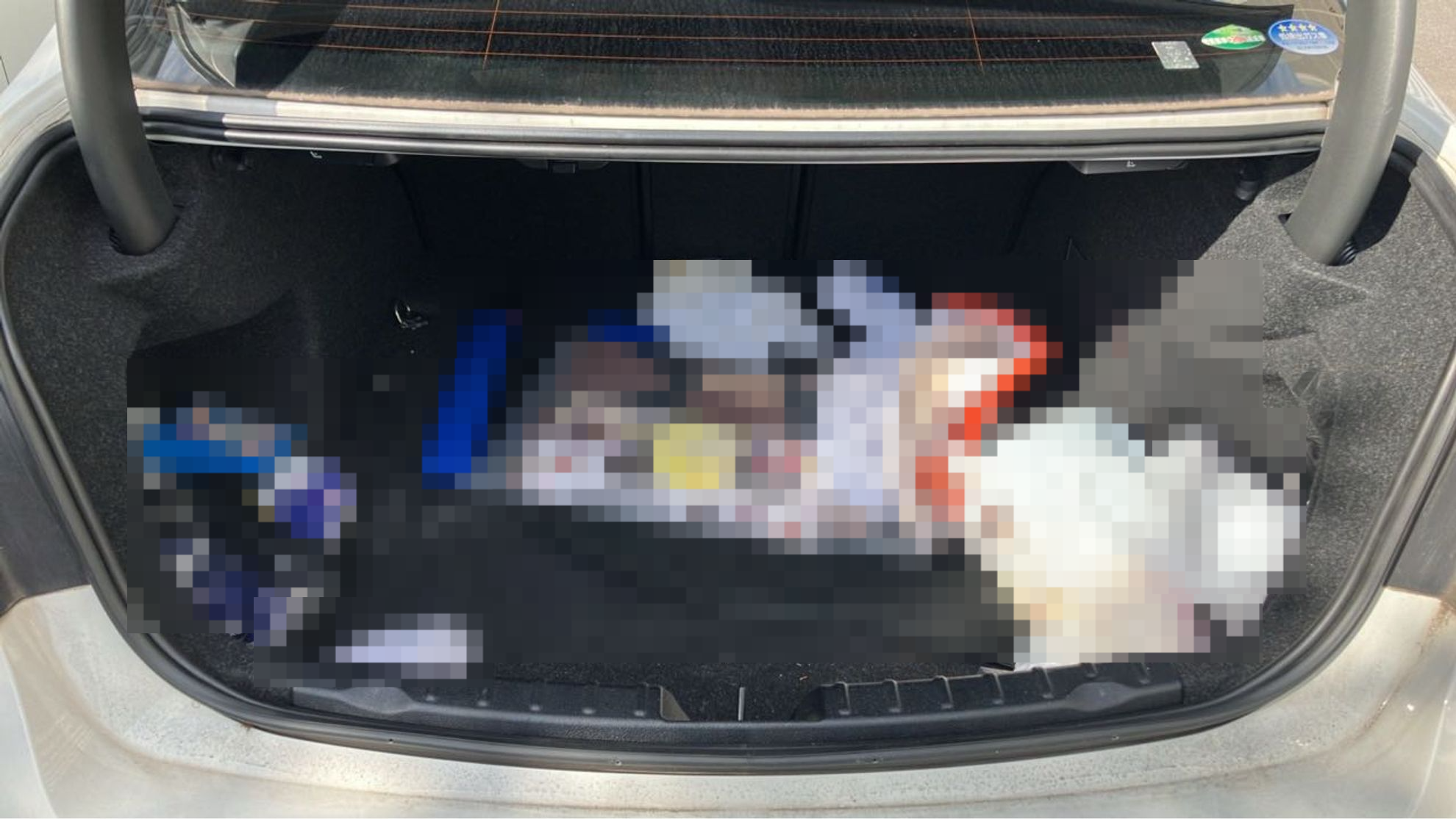内装トランク