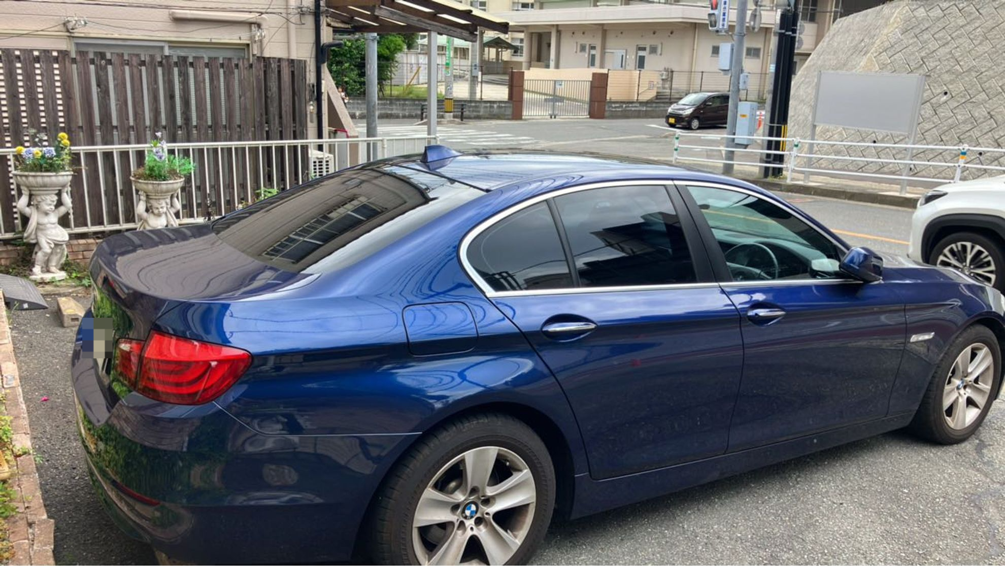 外装右後