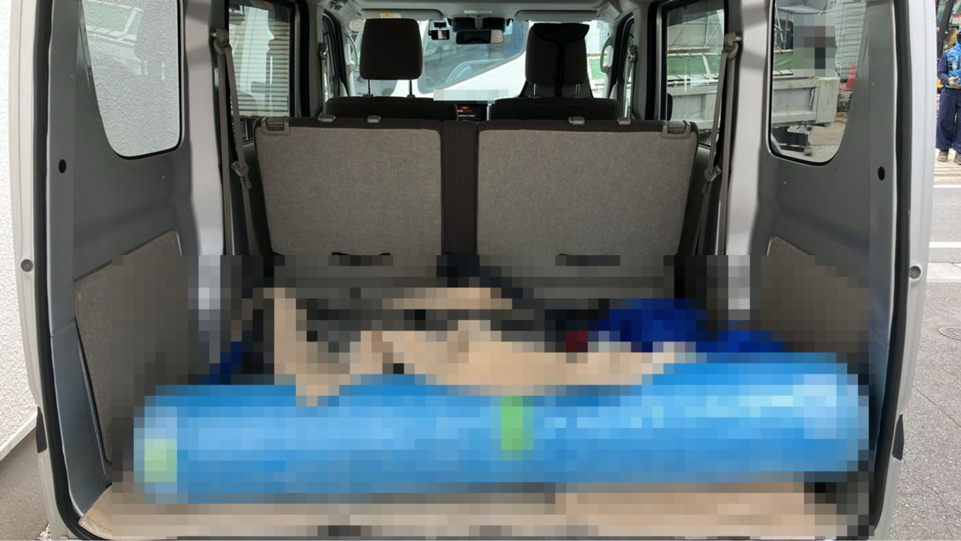 内装トランク