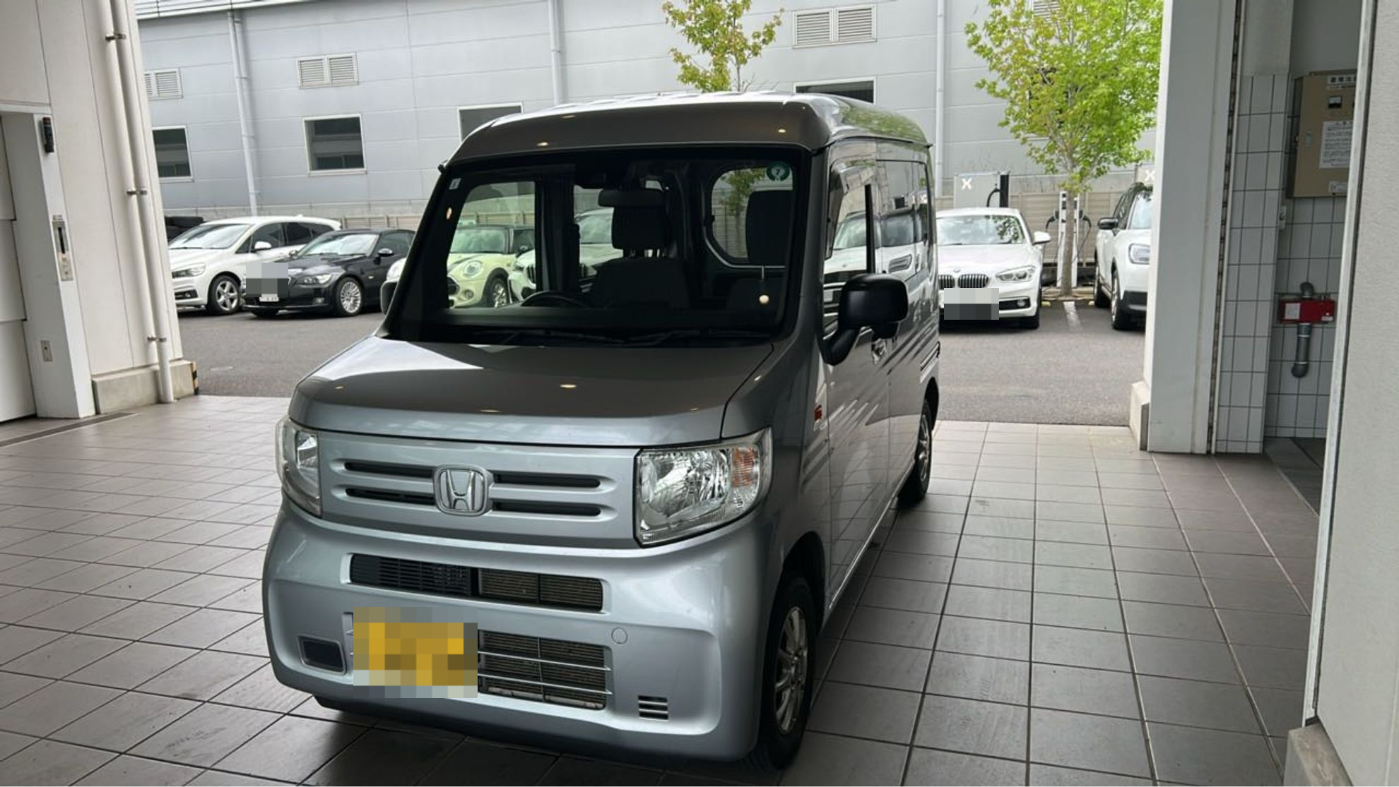 外装右前
