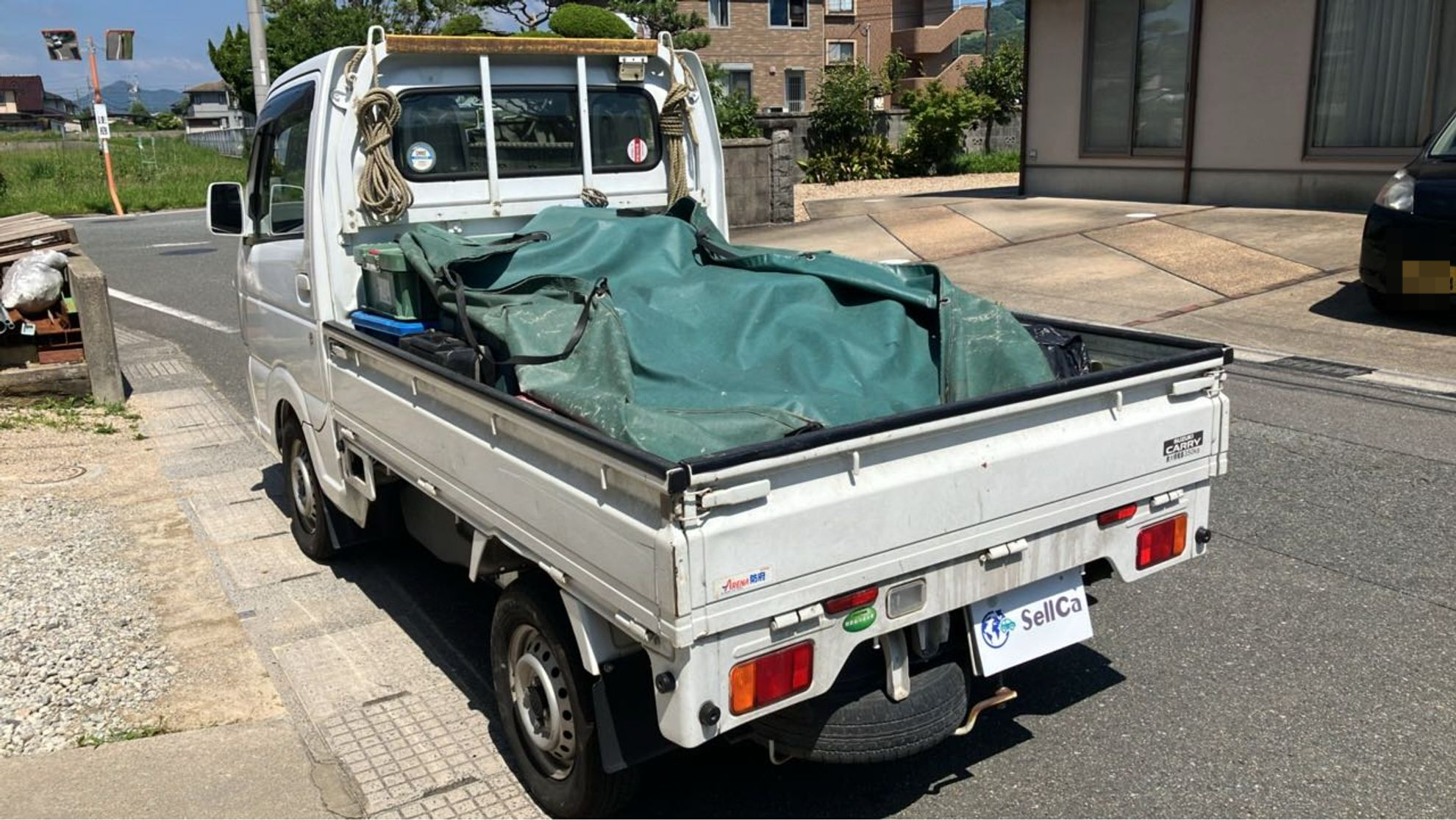 外装左後方