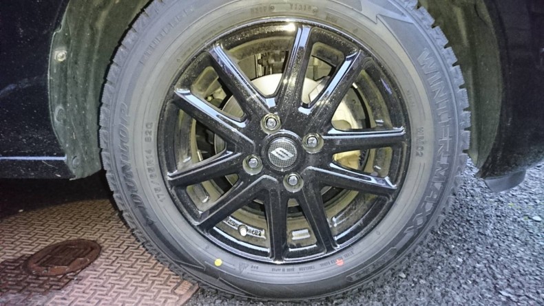 タイヤホイール前