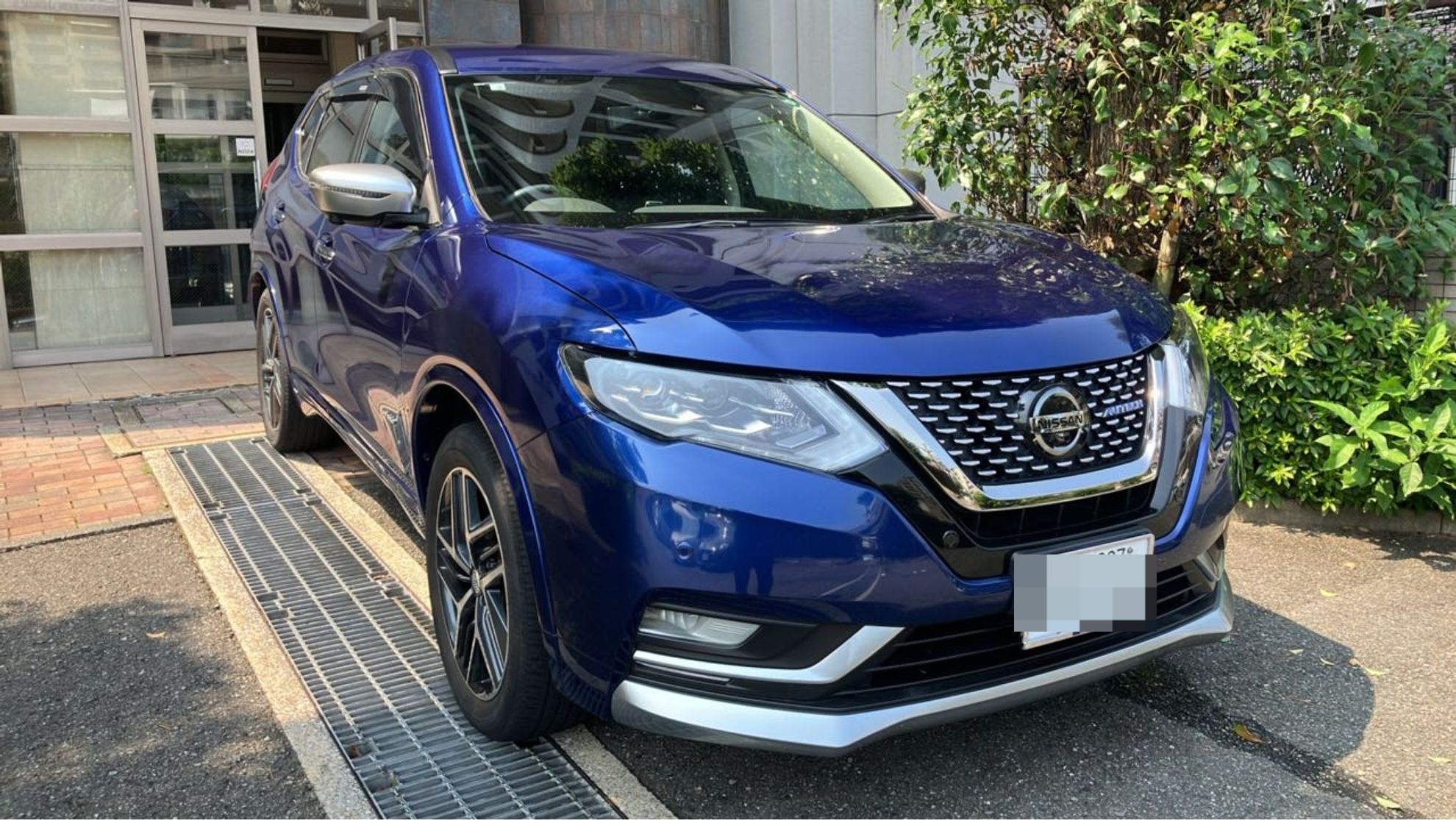外装右前