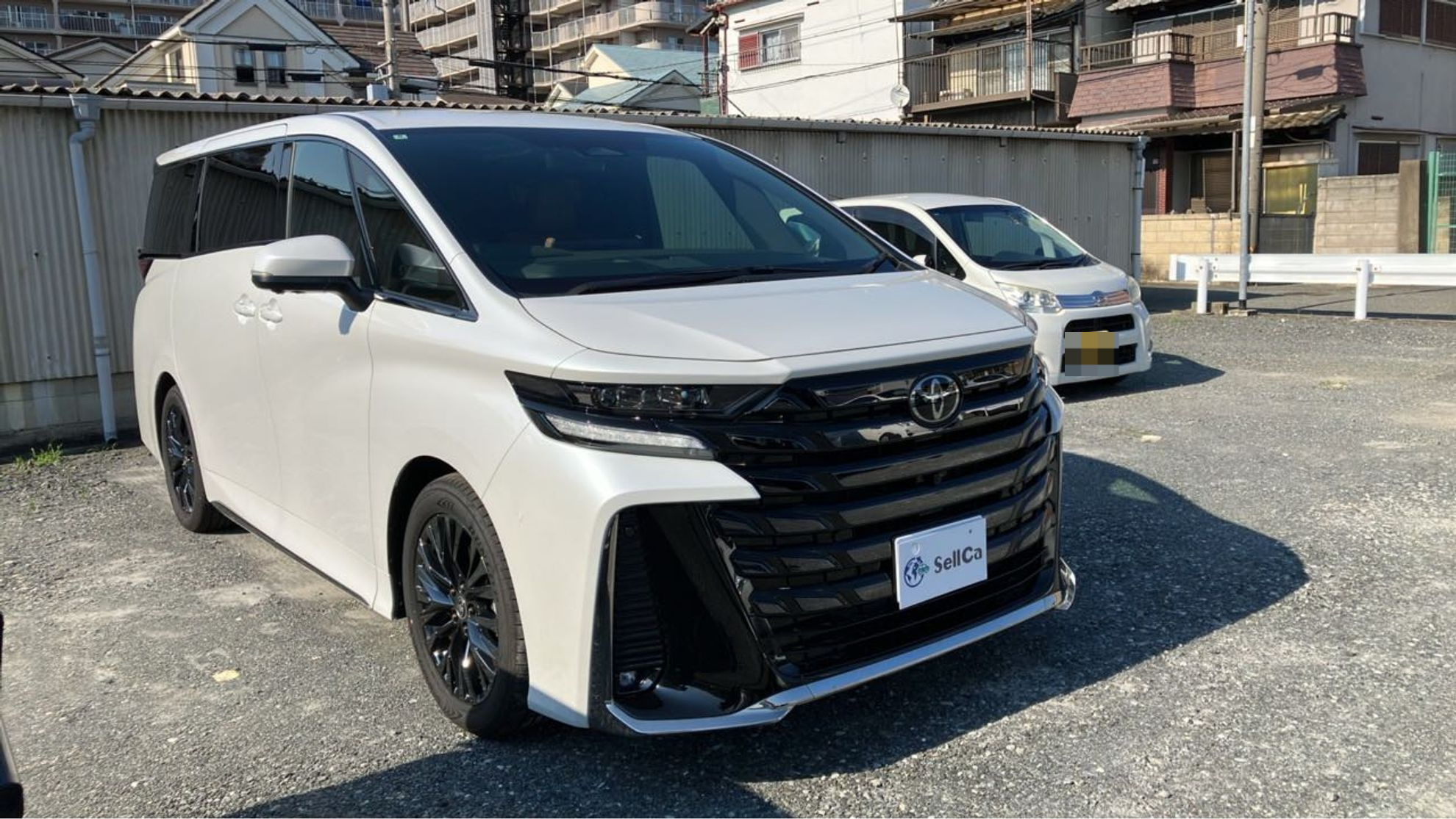 外装右前