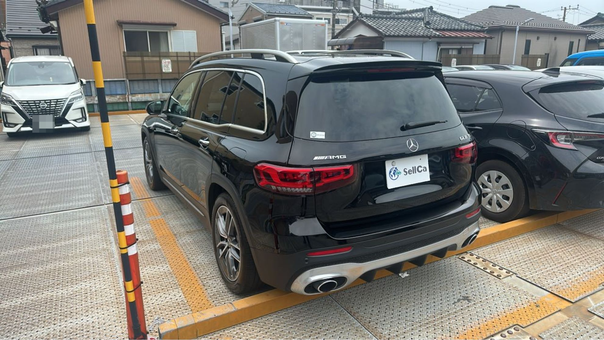 外装左後方