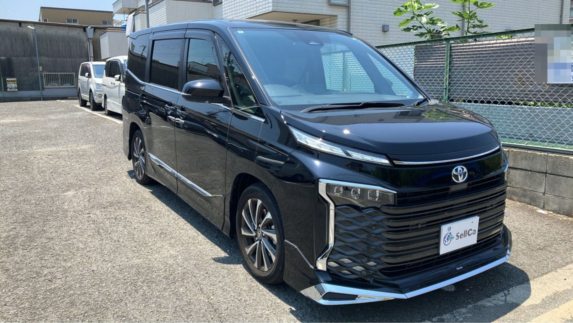外装右前
