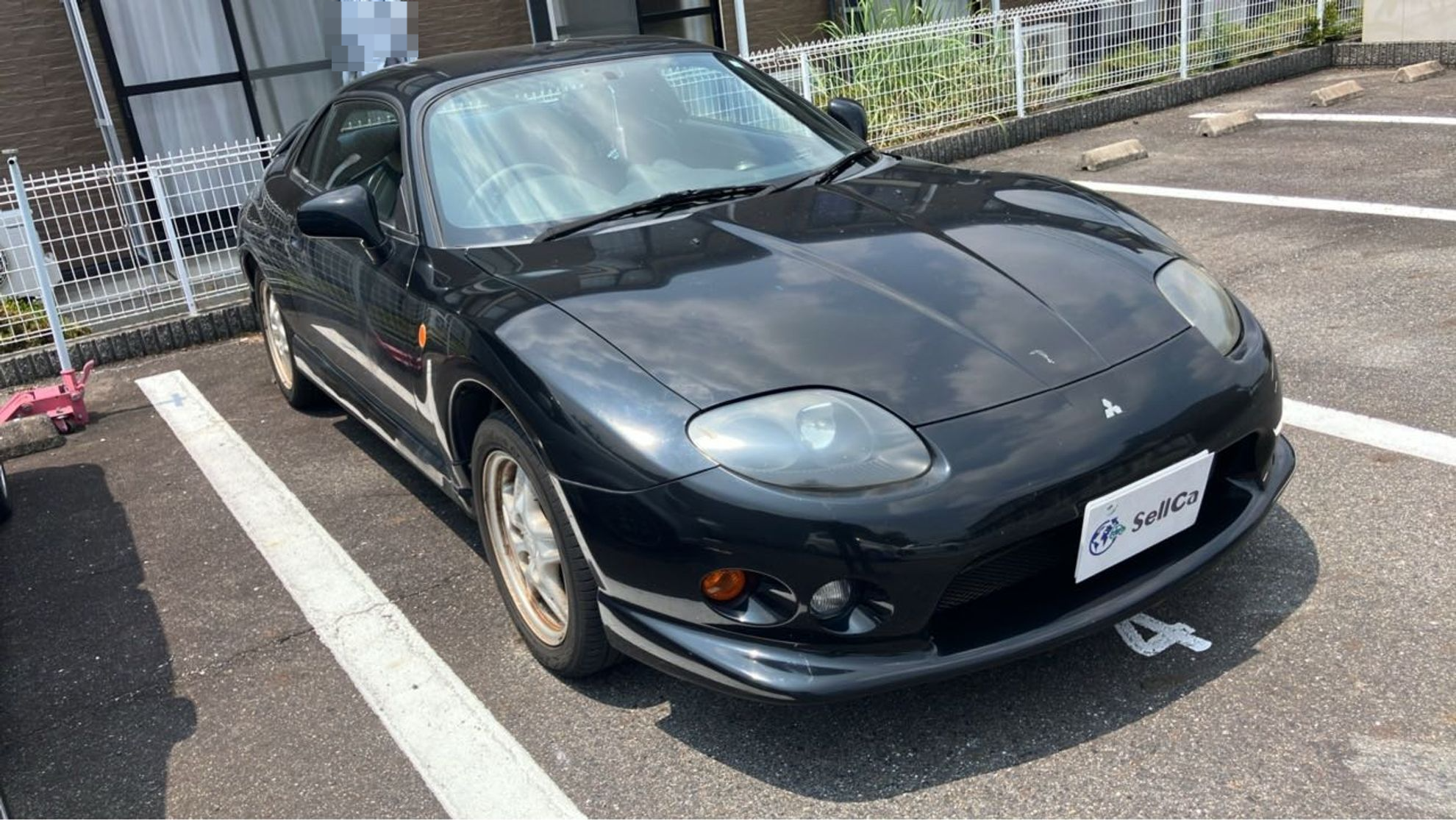 外装右前