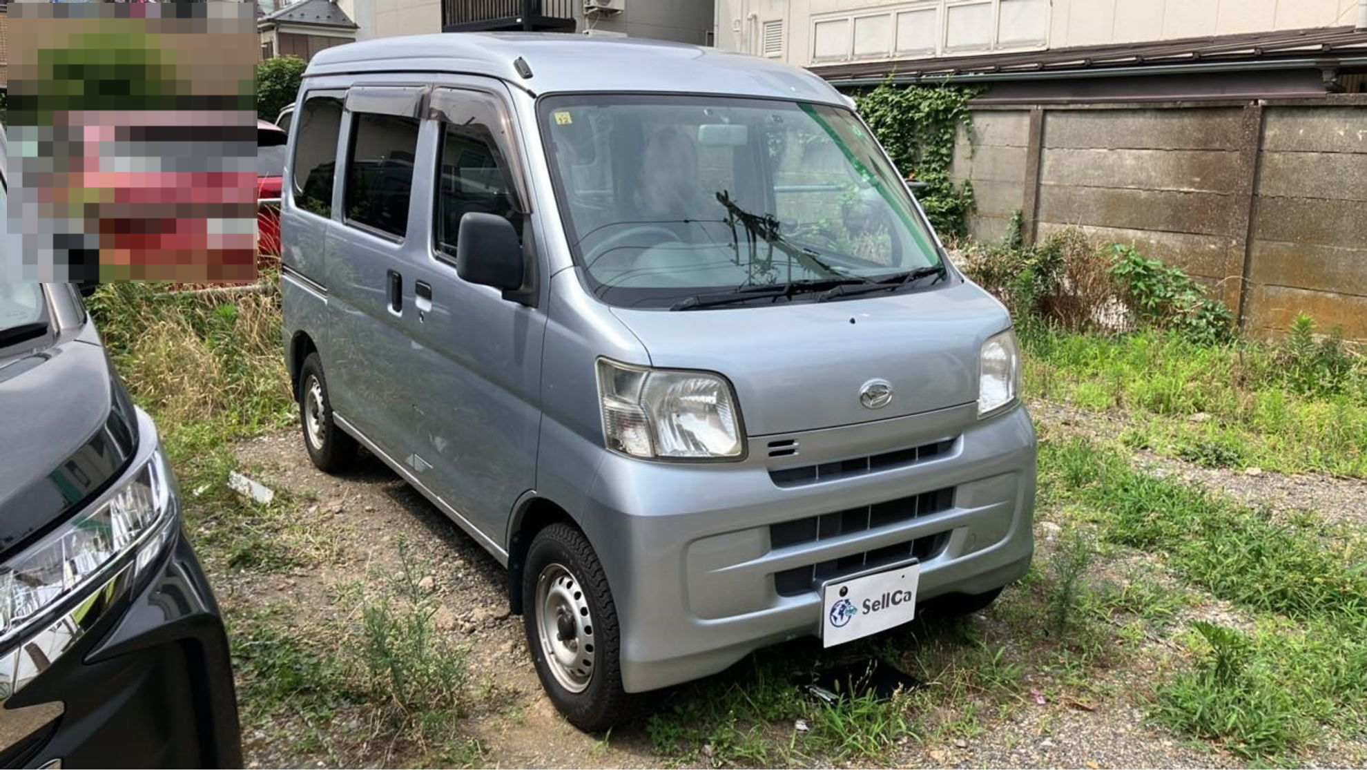 外装右前