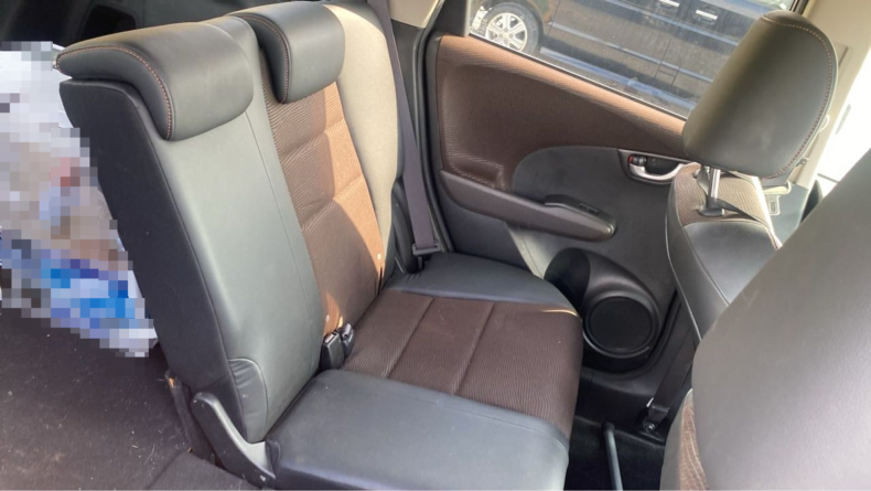 内装後方シート